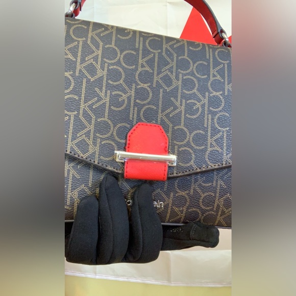 Calvin Klein Convertible Crossbody Bags - Picture 5 of 15